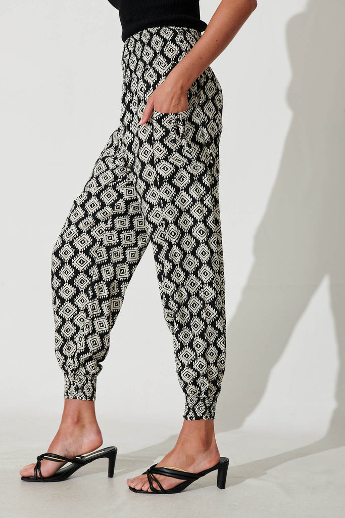 Gabby Lounge Pants In Black And White Tile Print - side