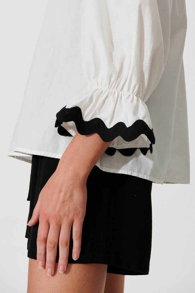 Imani Top In White With Black Ric Rac Trim Cotton - detail