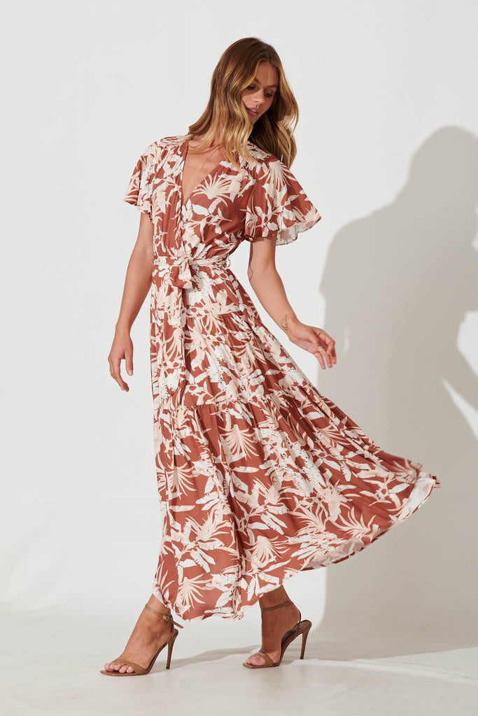 Heidi Maxi Dress In Rust Leaf Print - side