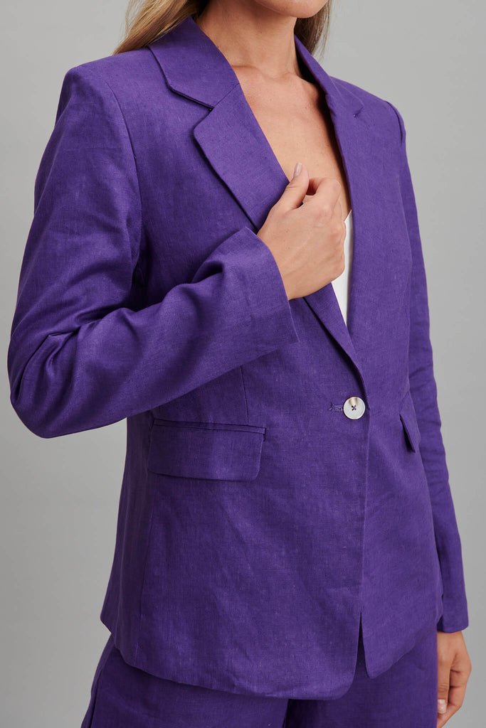 Deborah Blazer In Purple Pure Linen - detail