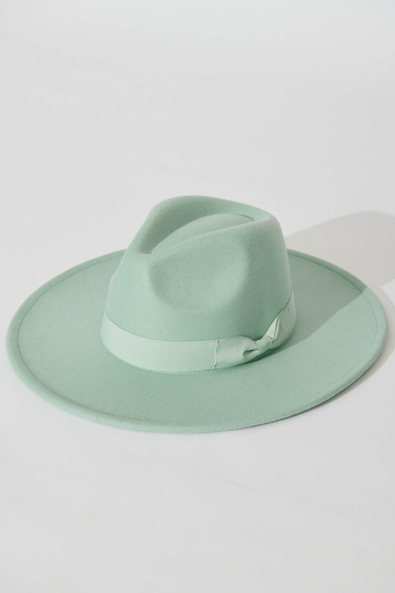 August + Delilah Rachel Fedora Hat In Mint - flatlay
