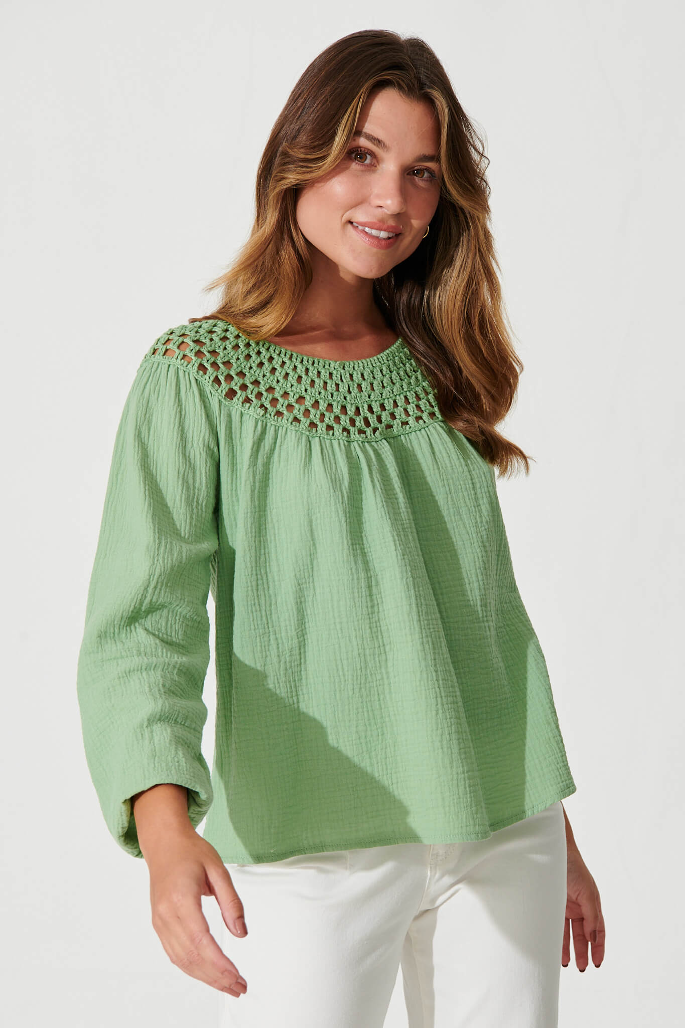 Sheena Top In Green Cotton - front