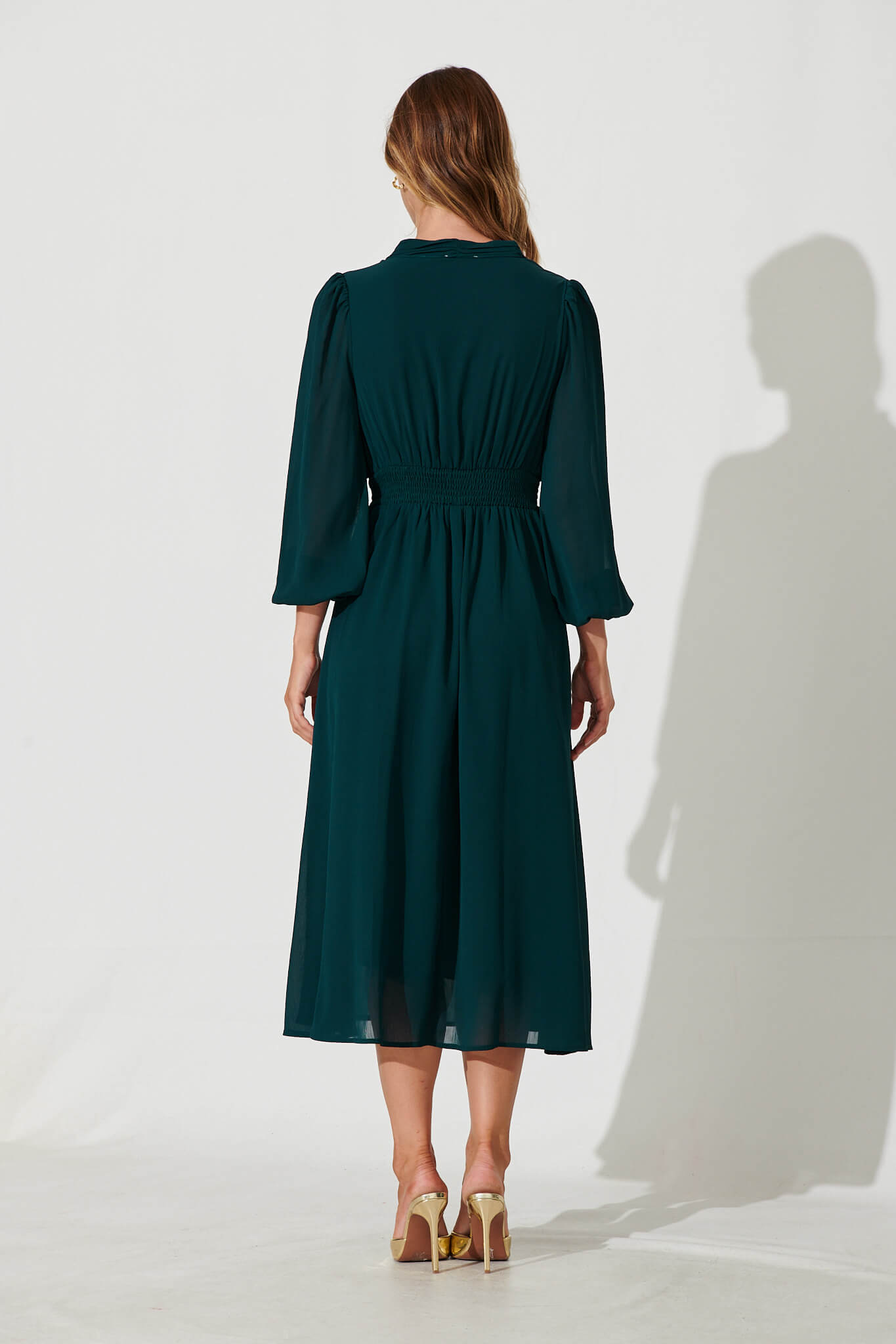 Lustre Midi Dress In Emerald Chiffon