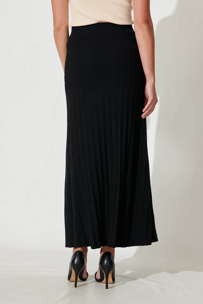 Omega Maxi Knit Skirt In Black - back