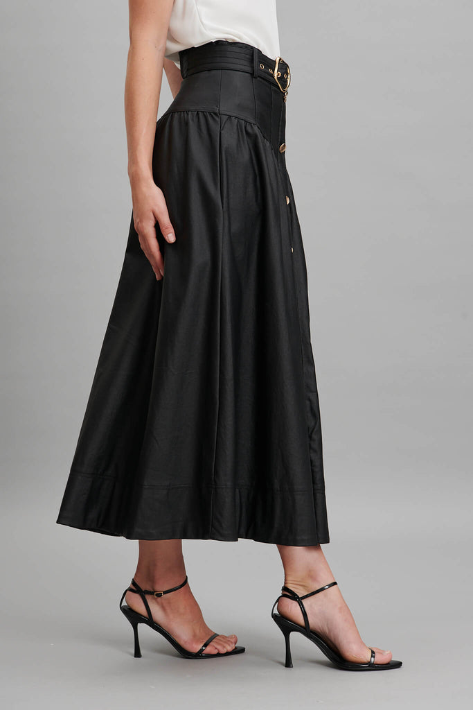 Judith Maxi Skirt With Belt In Black Wetlook - side