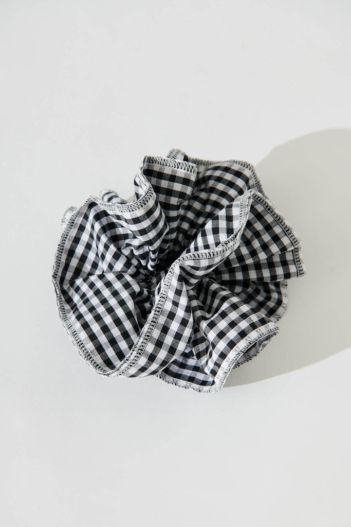 Eve Scrunchie In Black And White Gingham - flatlay