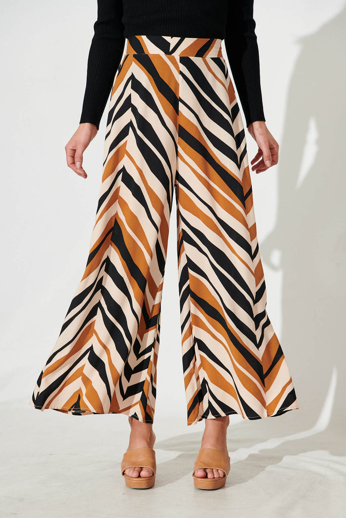 Theron Pant In Beige With Brown Zig Zag Print - front