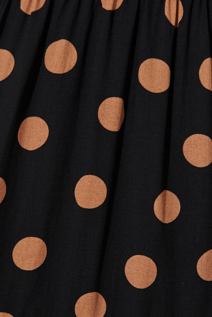 Garlinda Smock Dress In Black With Brown Spot - fabric