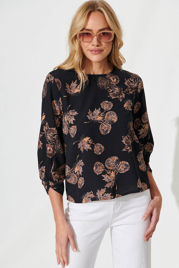 Rhiah Top In Charcoal With Apricot Floral - front
