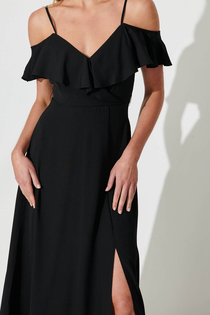 Marit Maxi Dress In Black - detail