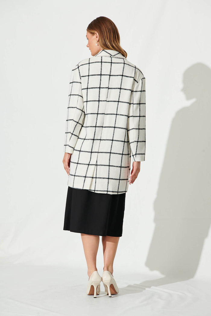Lennox Coat In White With Black Check - back