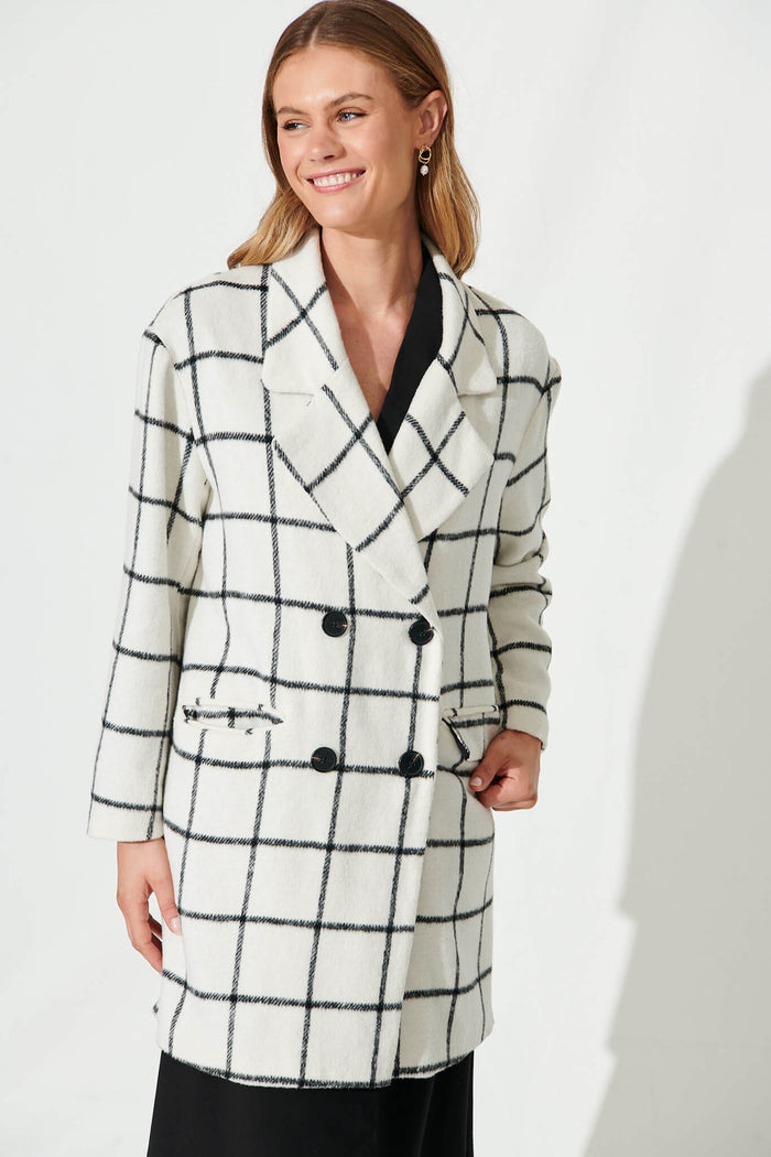 Lennox Coat In White With Black Check - front
