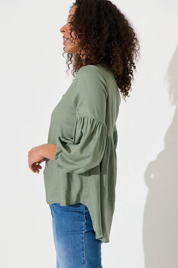 Jasper Top In Light Khaki Linen Blend - side