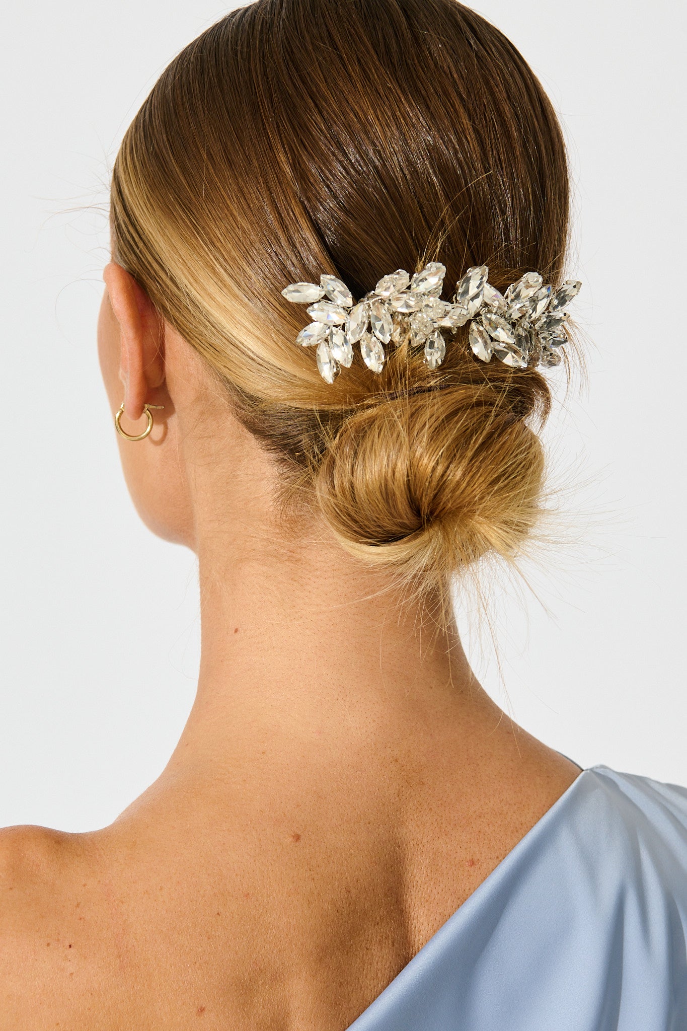 Stephanie Bridal Hair Comb Clip in Clear Diamante on model back