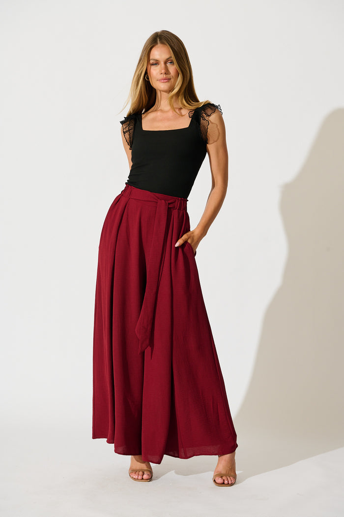 Veil of Dots Top in Black Jersey full length