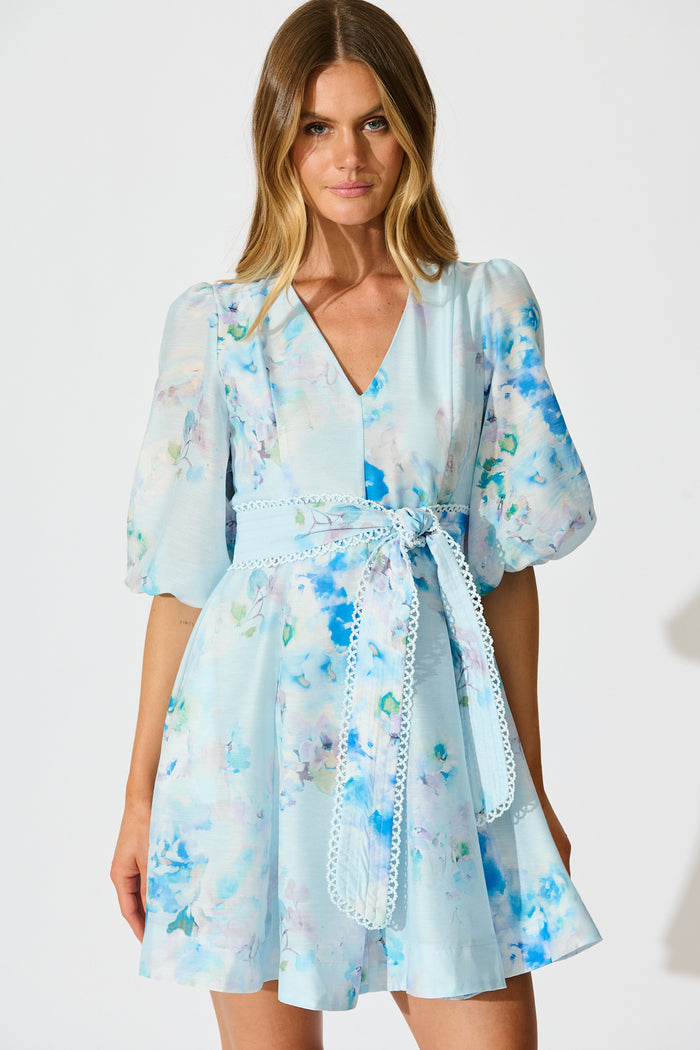 Zoeva Dress in Blue Floral front