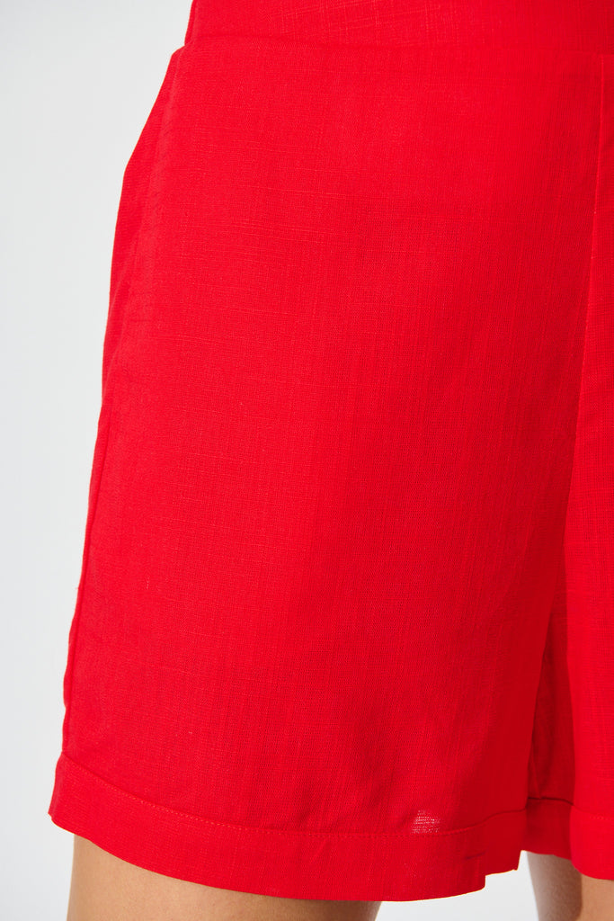 Sizzle Short in Red Linen Blend fabric