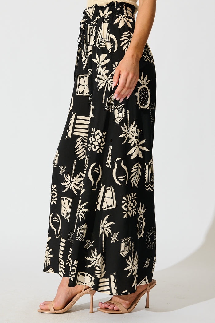Lune Wide Leg Pant In Black Palm Print side
