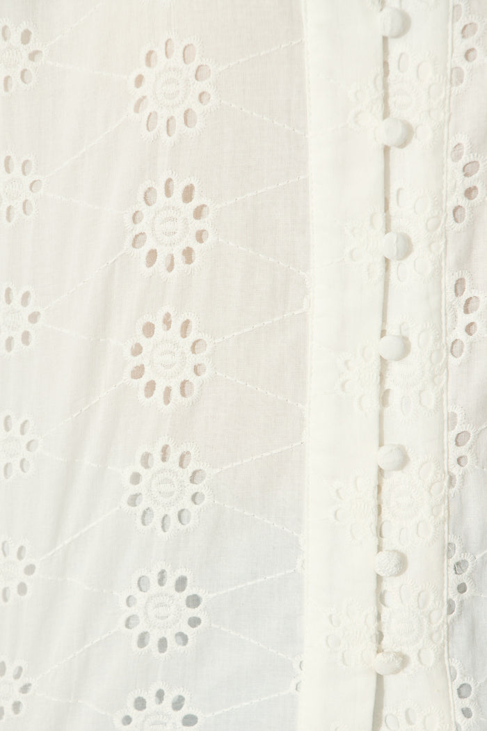 Krizza Top In White Embroidered Cotton fabric