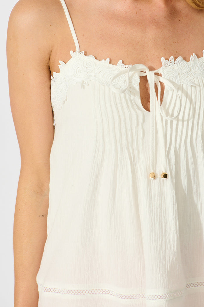 Susie Cami Top In White Cotton detail