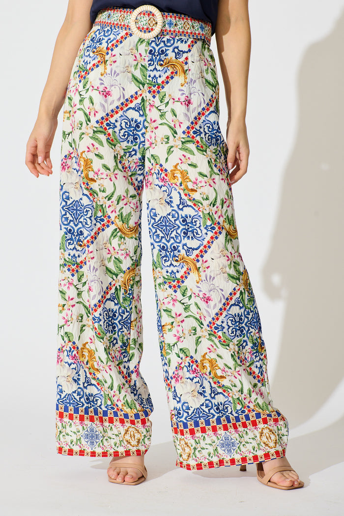 Villa Botanica Pant in White with Multi Print front