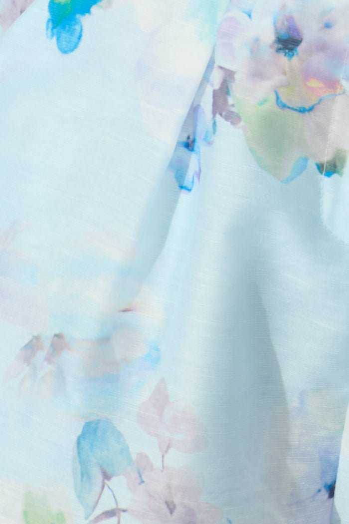 Garden Atelier Short in Blue Floral fabric