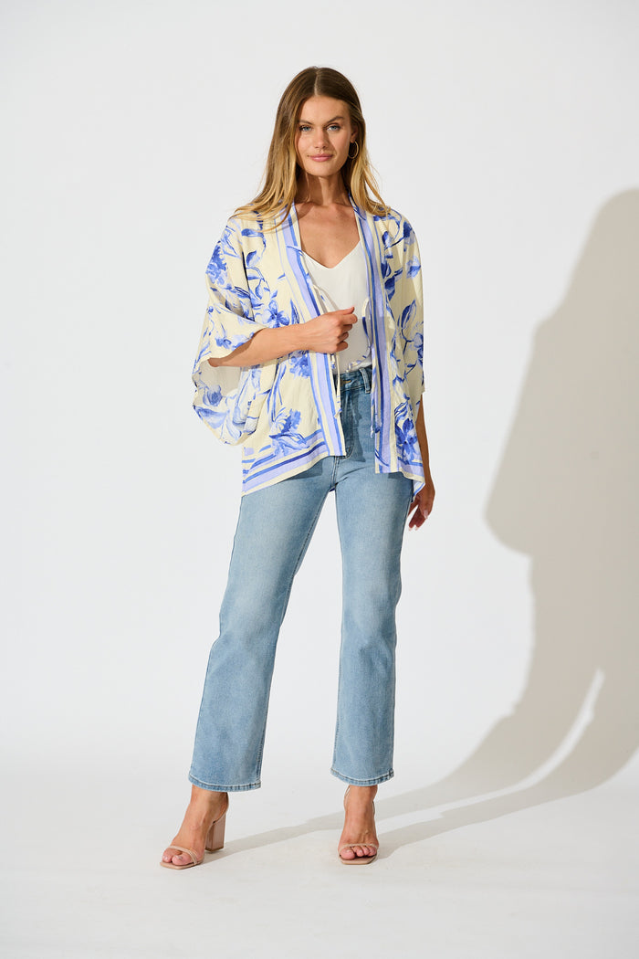 Wren Kimono Top in Blue Floral full length