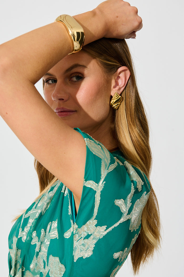 Annie Irregular Round Bangle in Gold on model side