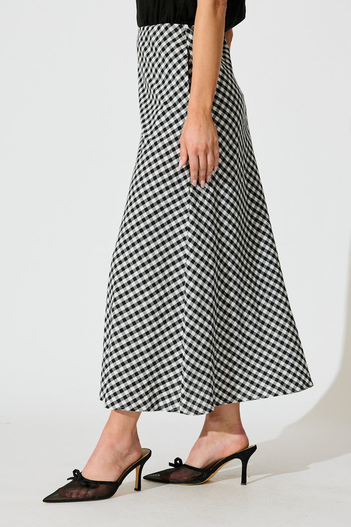 Amor Maxi Skirt in Black and White Gingham Cotton side