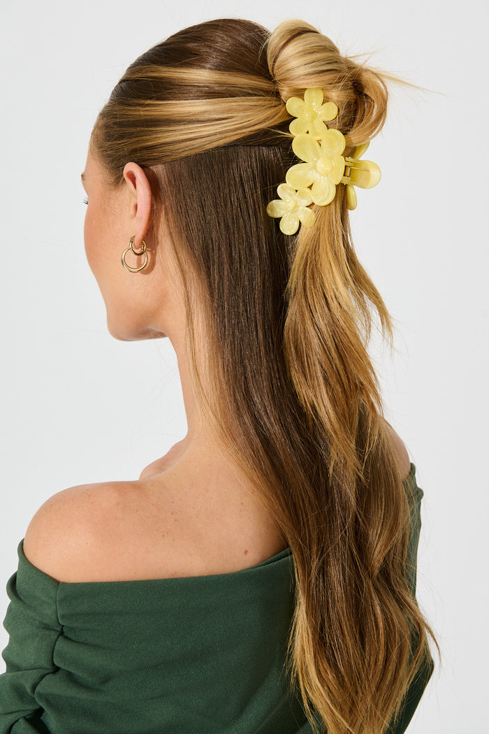 Leigh Hair Claw in Butter Yellow on model back