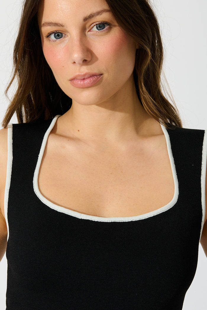 Avena Knit Top in Black detail