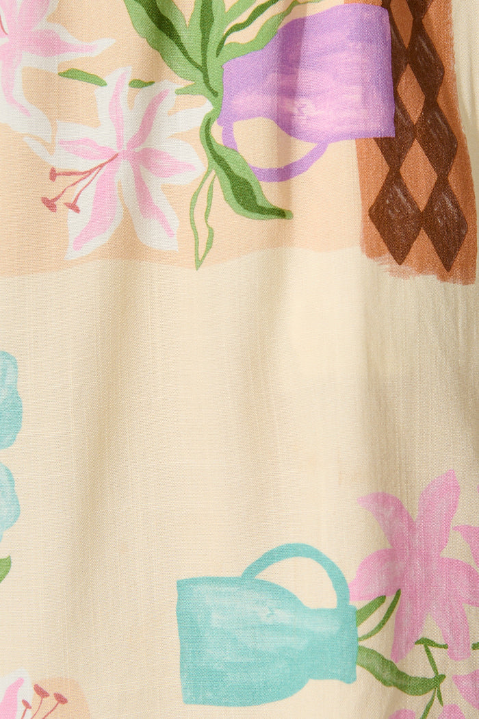 Elise Bloom Short in Multi Conversational Print fabric