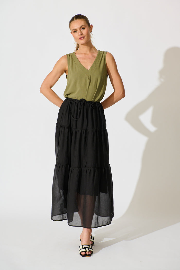Chloanna Top in Khaki Linen Blend full length