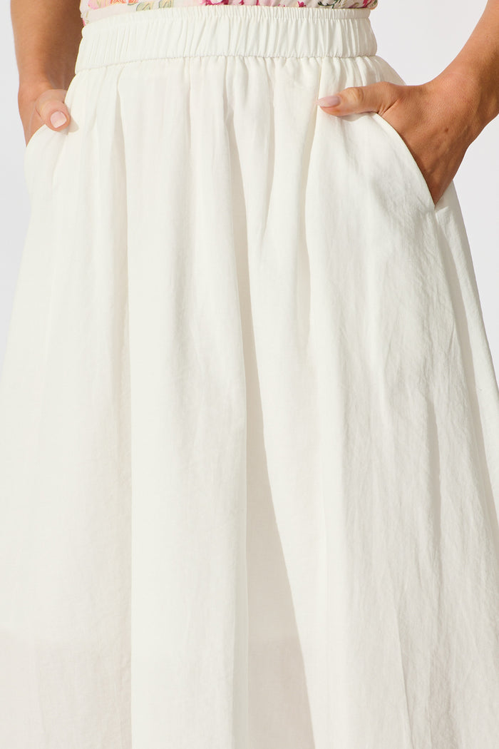 Cylas Midi Skirt in White Linen Blend detail