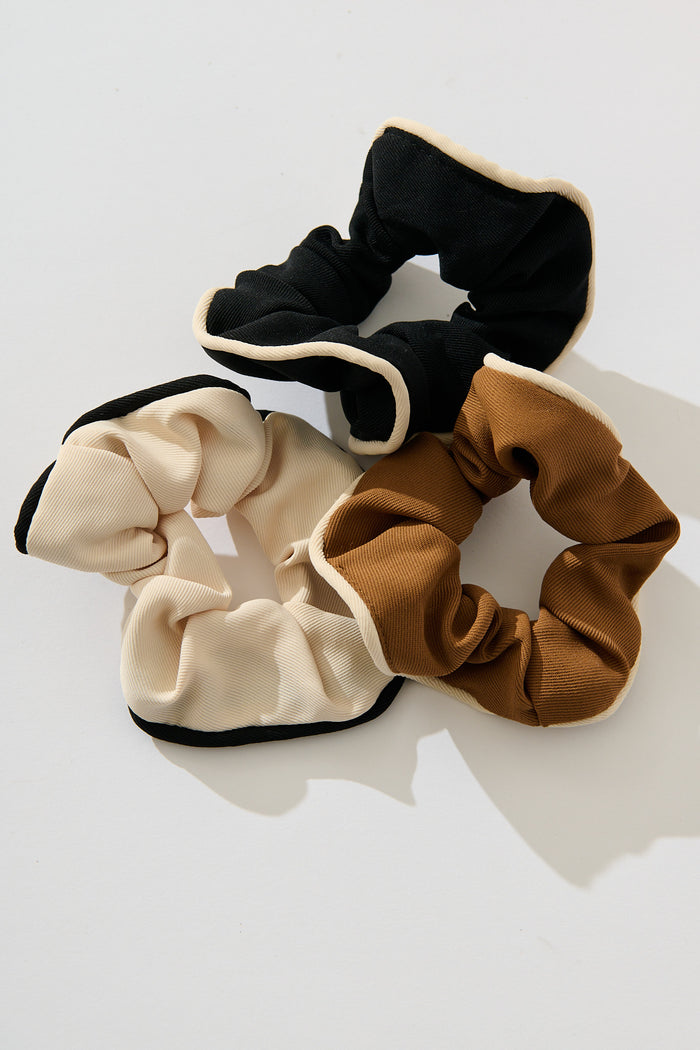 Ashley 3 Pack Scrunchie in Neutral Multi flatlay