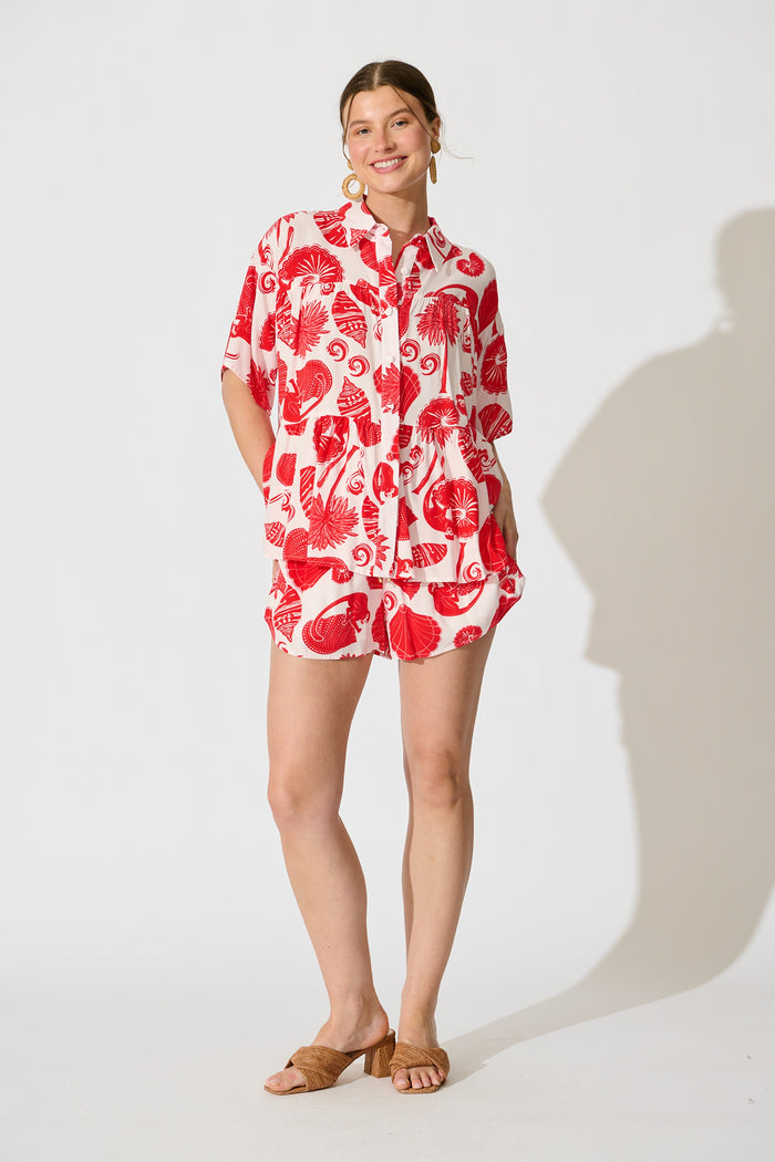 Deltina Shirt in Off White with Red Shell Print full length set