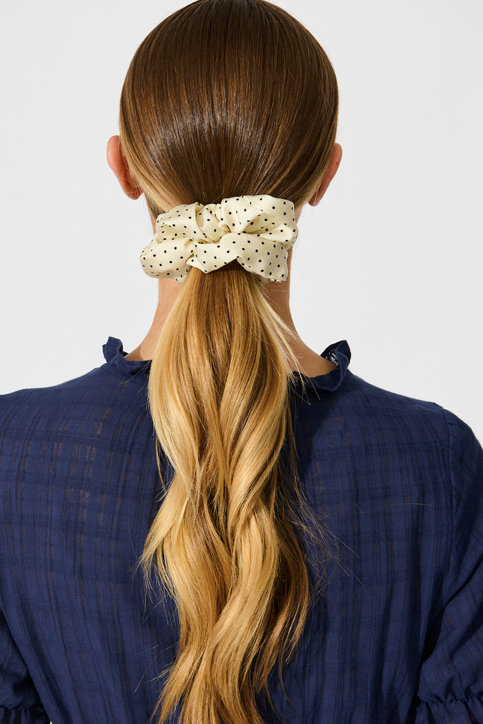 Dotty 2 Pack Scrunchie In Black and White Polka Dot on model back