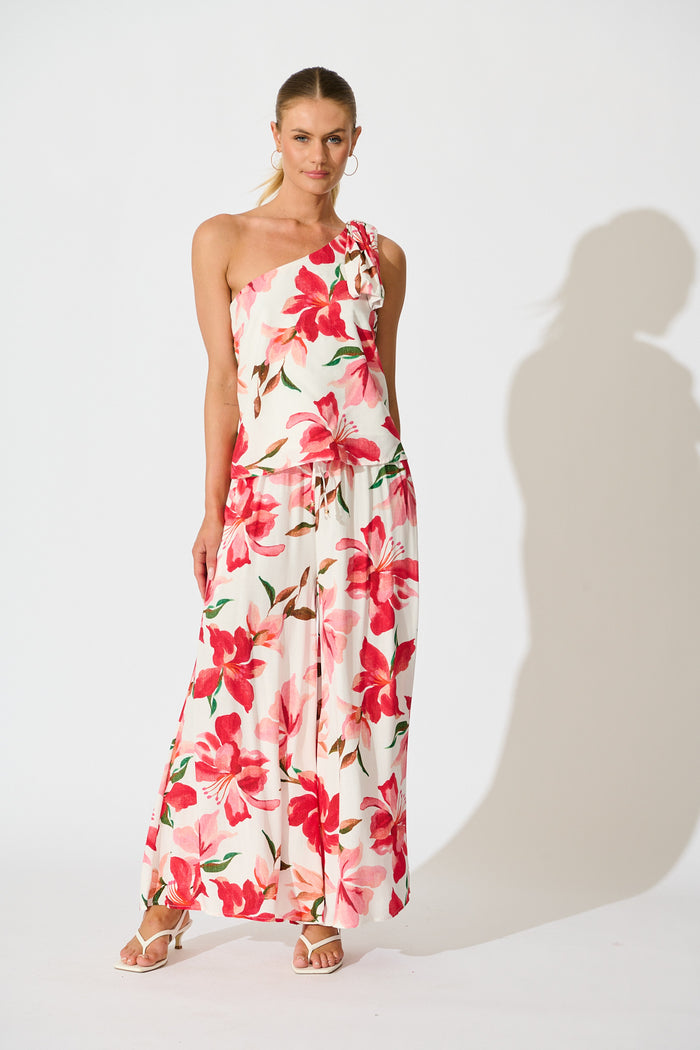 Denzel Top in White and Red Floral full length set