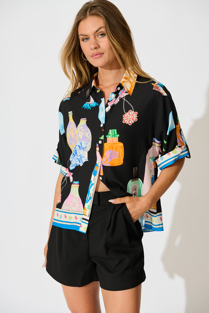 Maleny Shirt in Black Multi Print front