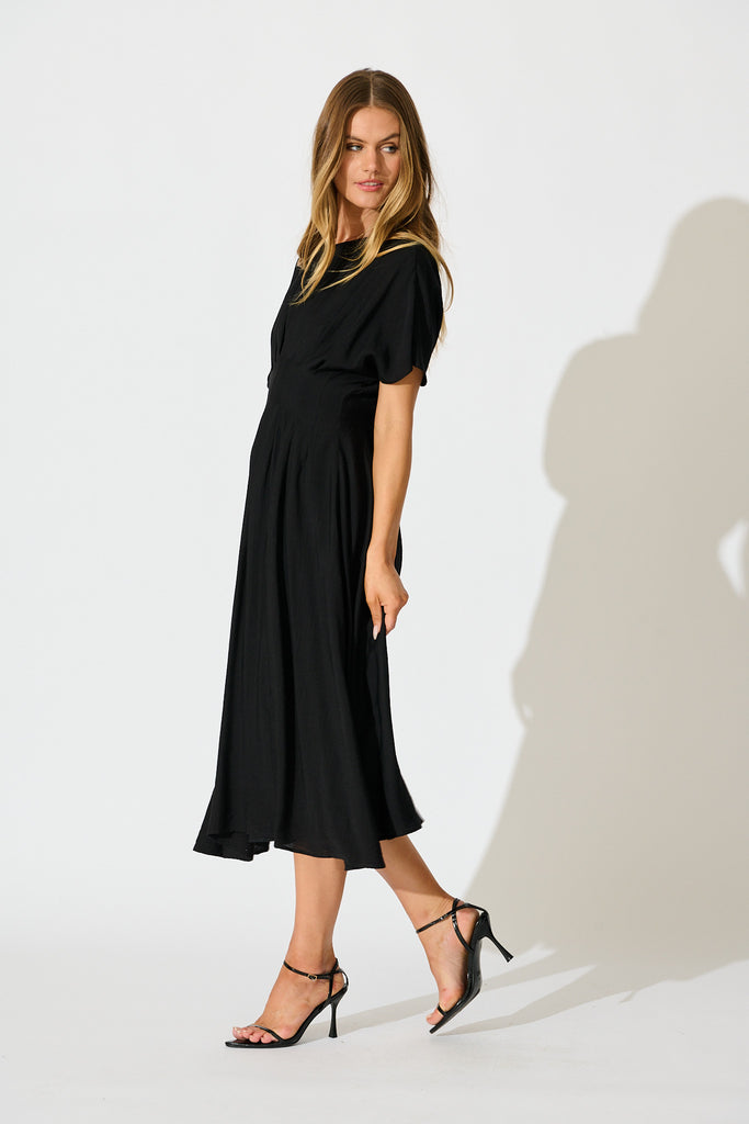 Elegance Echo Maxi Dress in Black side