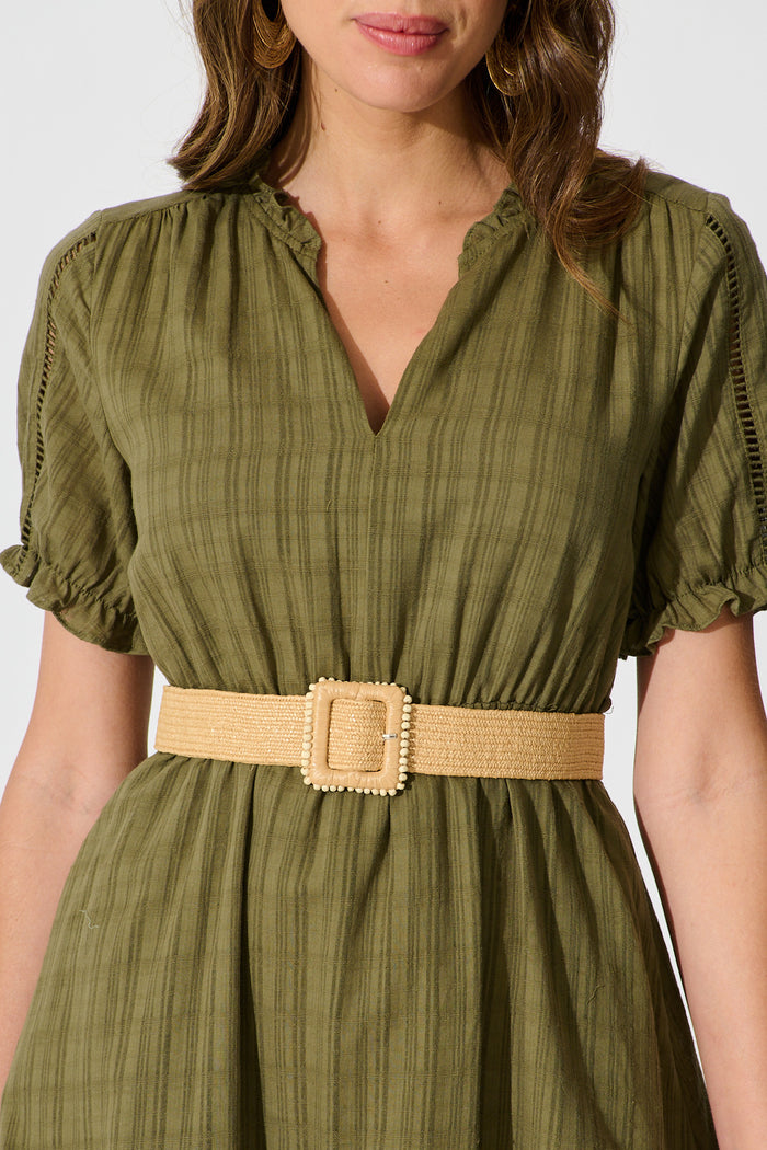 Playa Elastic Braided Square Buckle Belt in Brown Raffia on model front