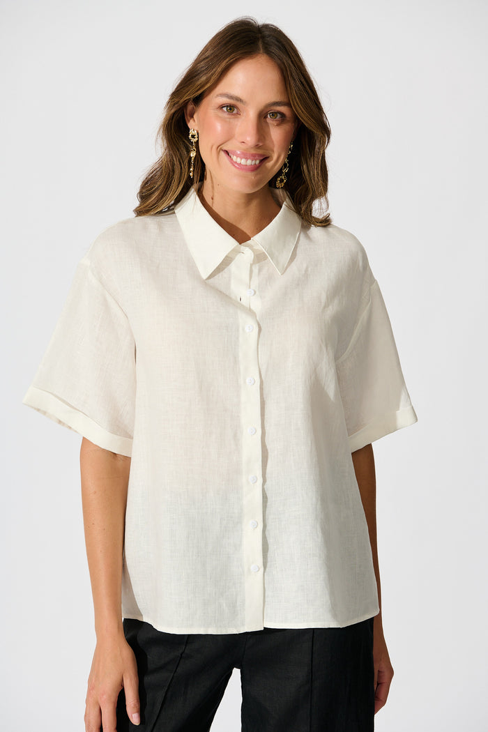 Breeze Shirt in White Linen front