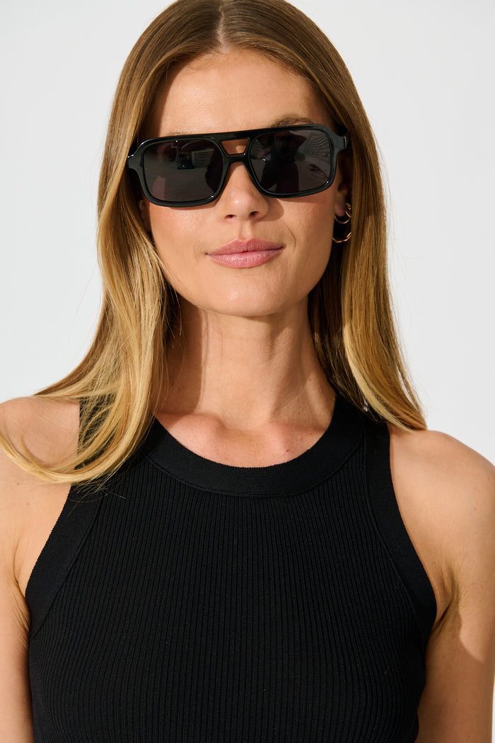 Paris Aviator Sunglasses in Black on model front