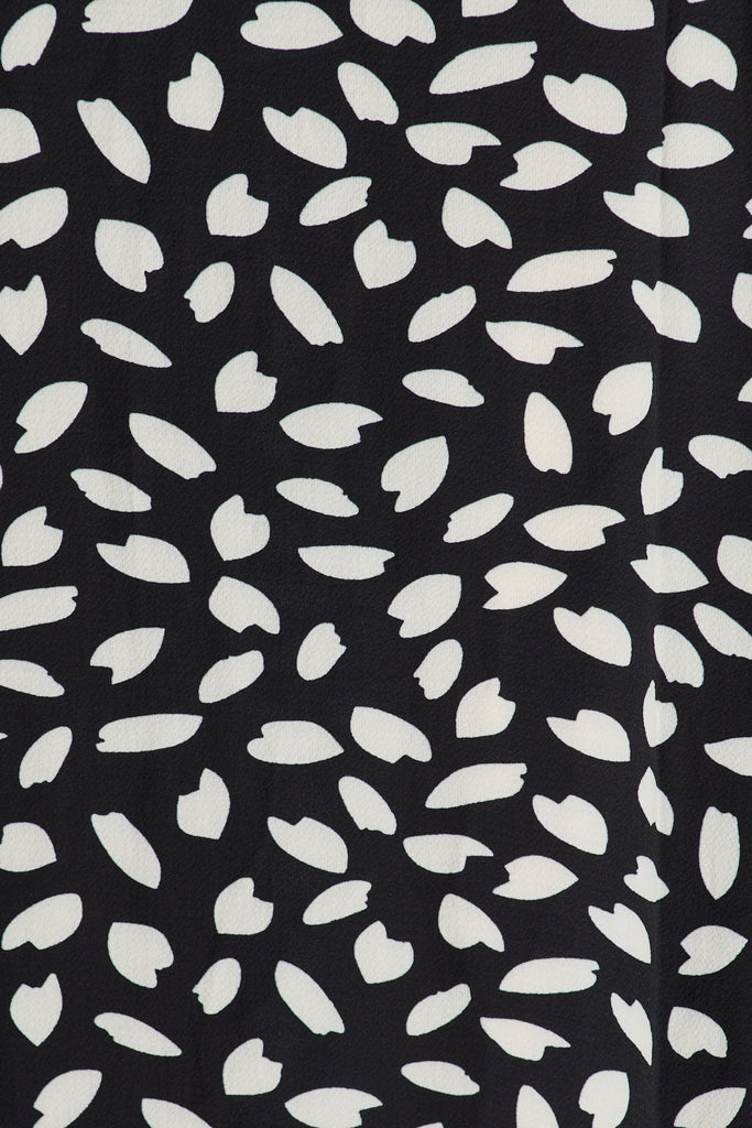 Brandsy Maxi Skirt in Black with White Leaf fabric