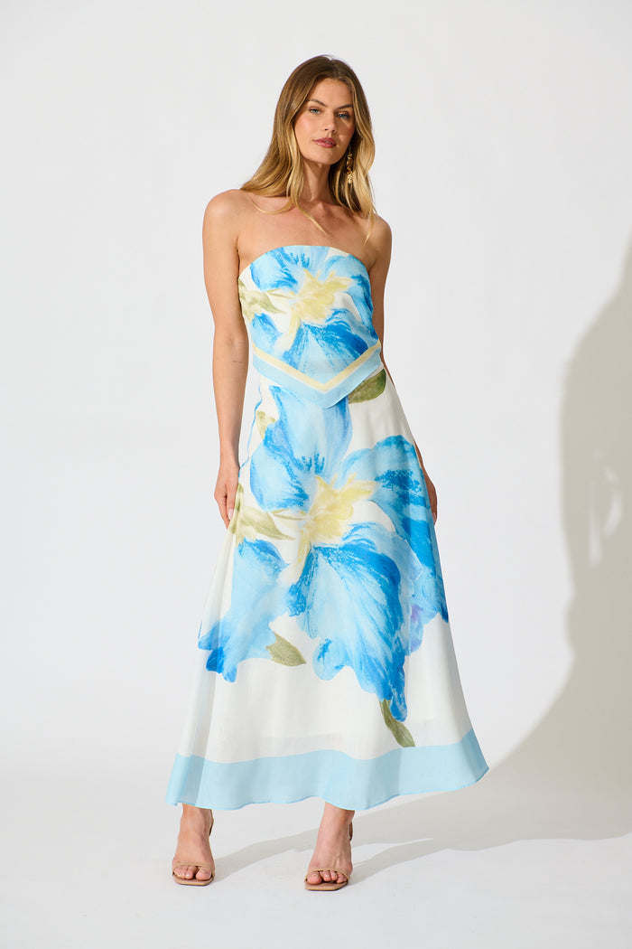 Caliana Top in Blue Floral full length