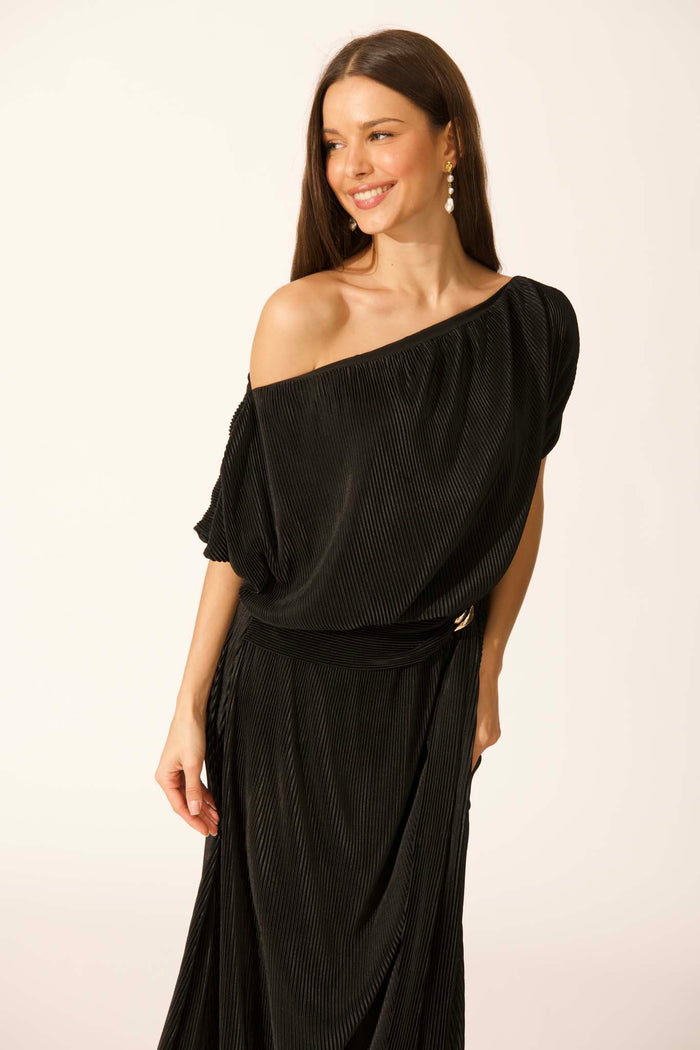 Gena Off Shoulder Maxi Dress in Black Plisse front