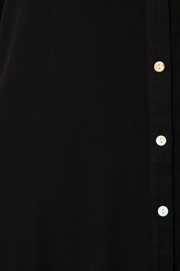 Silvena Midi Shirt Dress in Black fabric