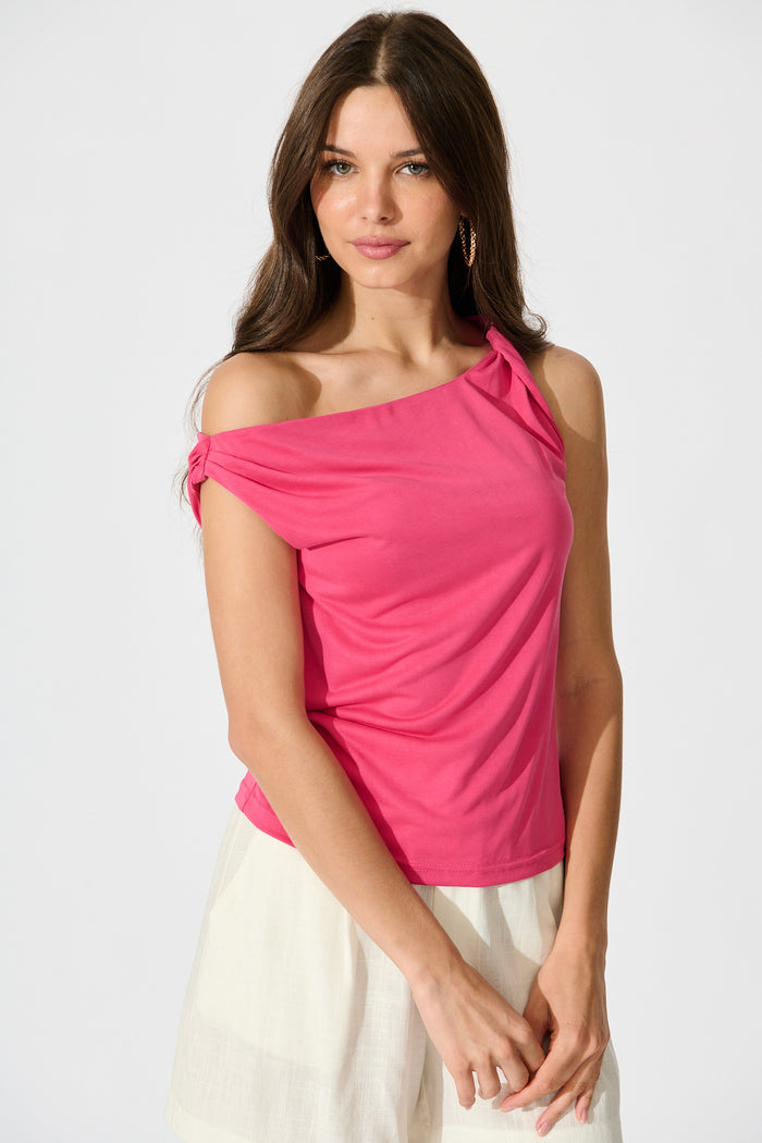 Tiassa Off Shoulder Top in Pink front