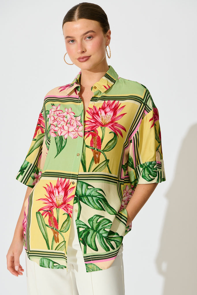 Sunriser Shirt in Yellow Multi Tile Print front