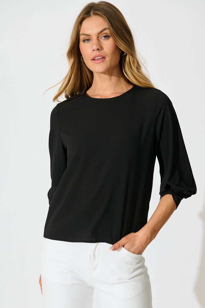 Rhiah Top In Black